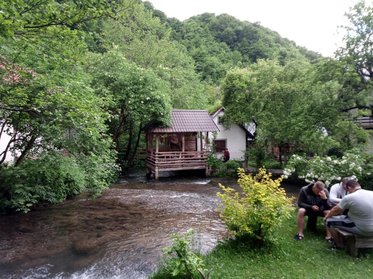 Smjestaj Na Selu "Dule Piljic" Janjske Otoke. Ξενοδοχείο Sipovo Εξωτερικό φωτογραφία